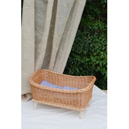 Postieľka pre bábiky za...