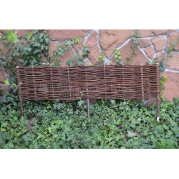 Prútený plot - palisády s...