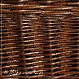 Hnedý prútený kôš na prádlo...