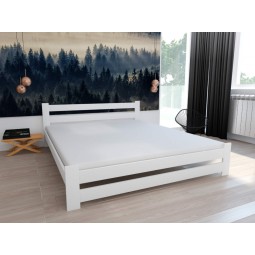 Kvalitná drevená posteľ v...