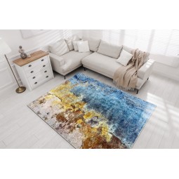 Farebný koberec do obývačky...